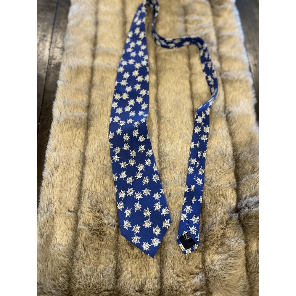 Sergio Tie Mens One Size Blue Floral Snowflake Pattern Holiday Necktie